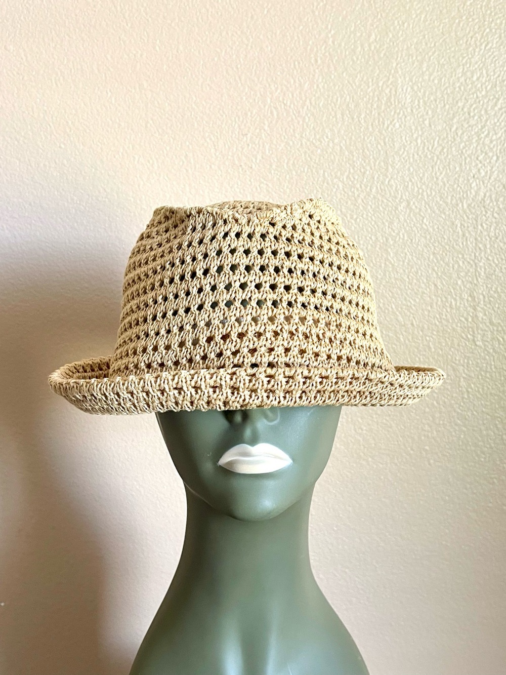 Crochet Bucket Hat in tan— Lightweight Summer Accessory - Picture 3 of 4